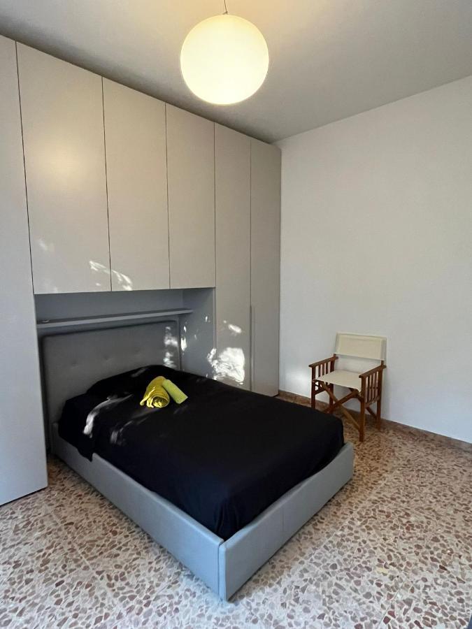 Appartement Casa Alexander à Marina di Massa Extérieur photo