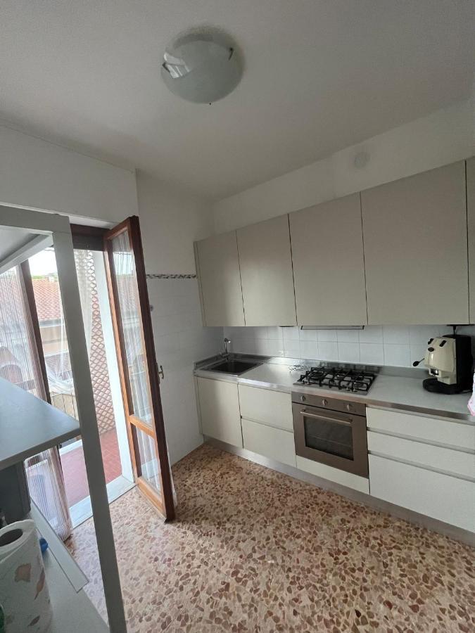 Appartement Casa Alexander à Marina di Massa Extérieur photo